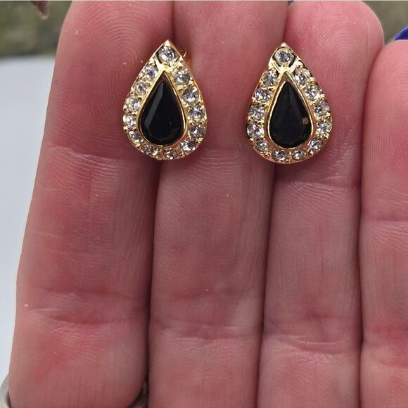 "5/$25" 2 Pairs Rhinestone Bling Earrings Black Acrylic Goldtone Hoop Post Stud - Picture 6 of 9